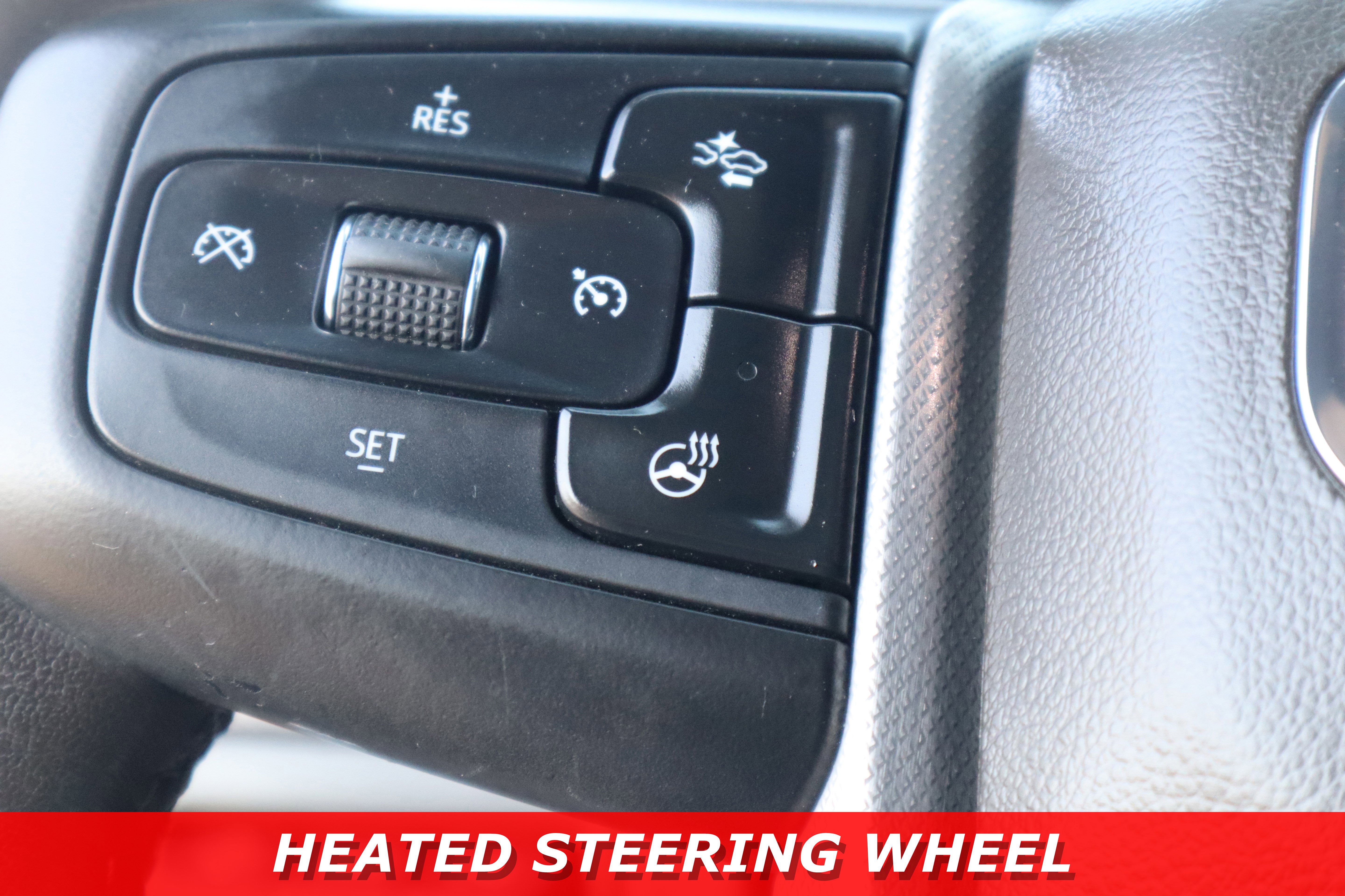 Used 2021 GMC Yukon Denali w/ Denali Premium Package image 27