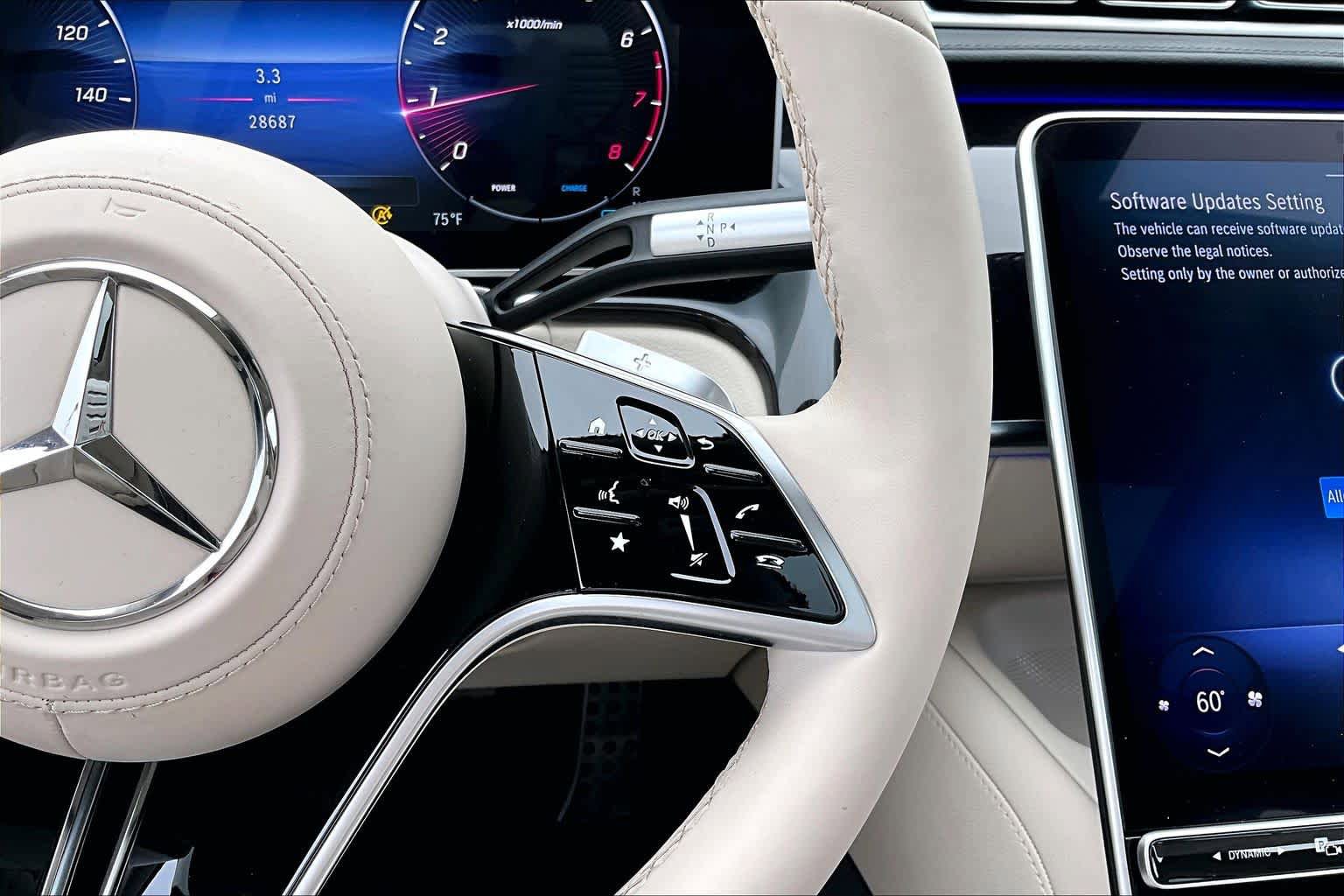 Certified 2023 Mercedes-Benz S 500 4MATIC w/ AMG Line image 25