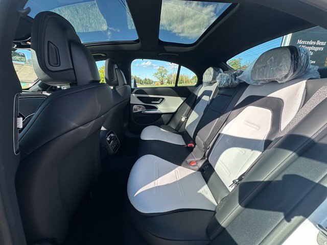 New 2027 Mercedes-Benz E 53 AMG e 4MATIC Sedan image 24