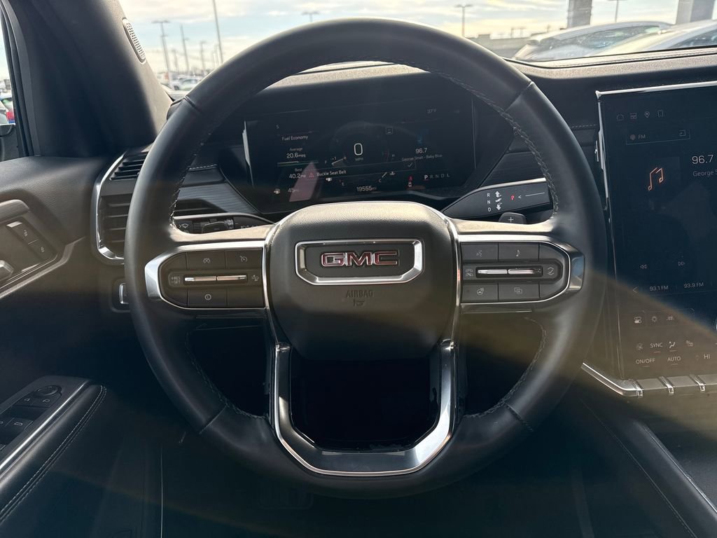 Used 2025 GMC Acadia Elevation image 15