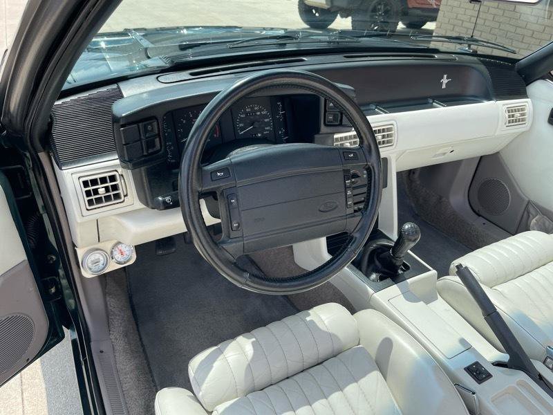 Used 1990 Ford Mustang LX RWD image 30