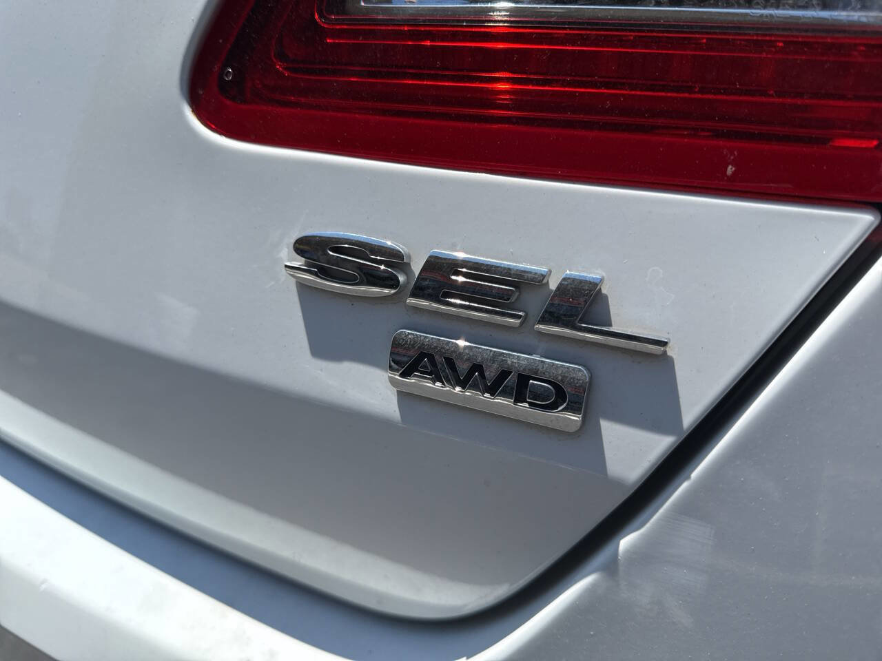 Used 2017 Ford Taurus SEL image 28