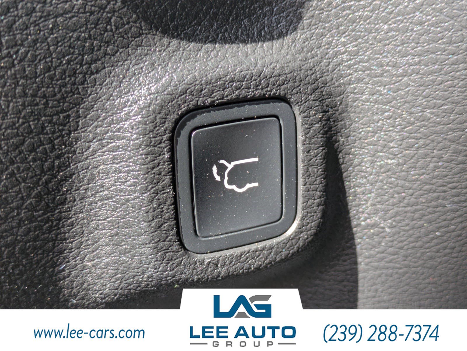 Used 2017 Jeep Compass Trailhawk w/ Leather Interior Group AWD/4WD image 10