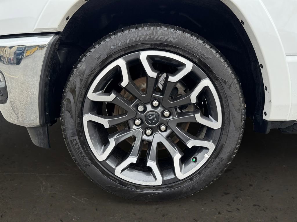 Used 2025 RAM 1500 Limited w/ Bed Utility Group image 10