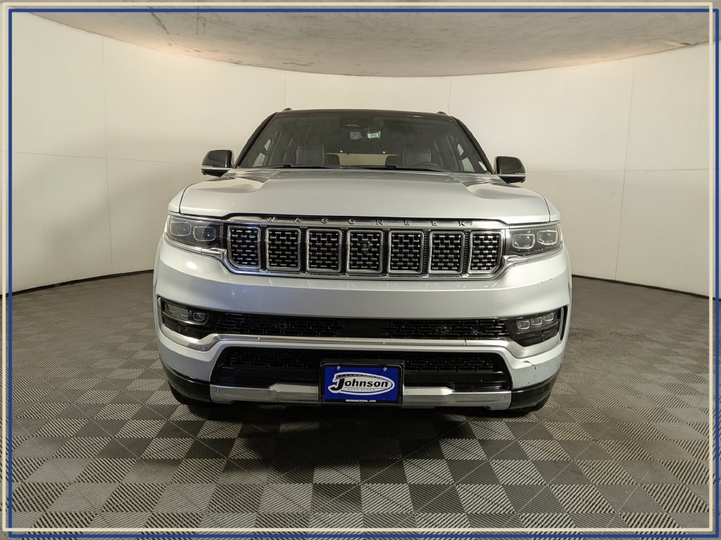 Used 2023 Jeep Grand Wagoneer Series III AWD/4WD image 2