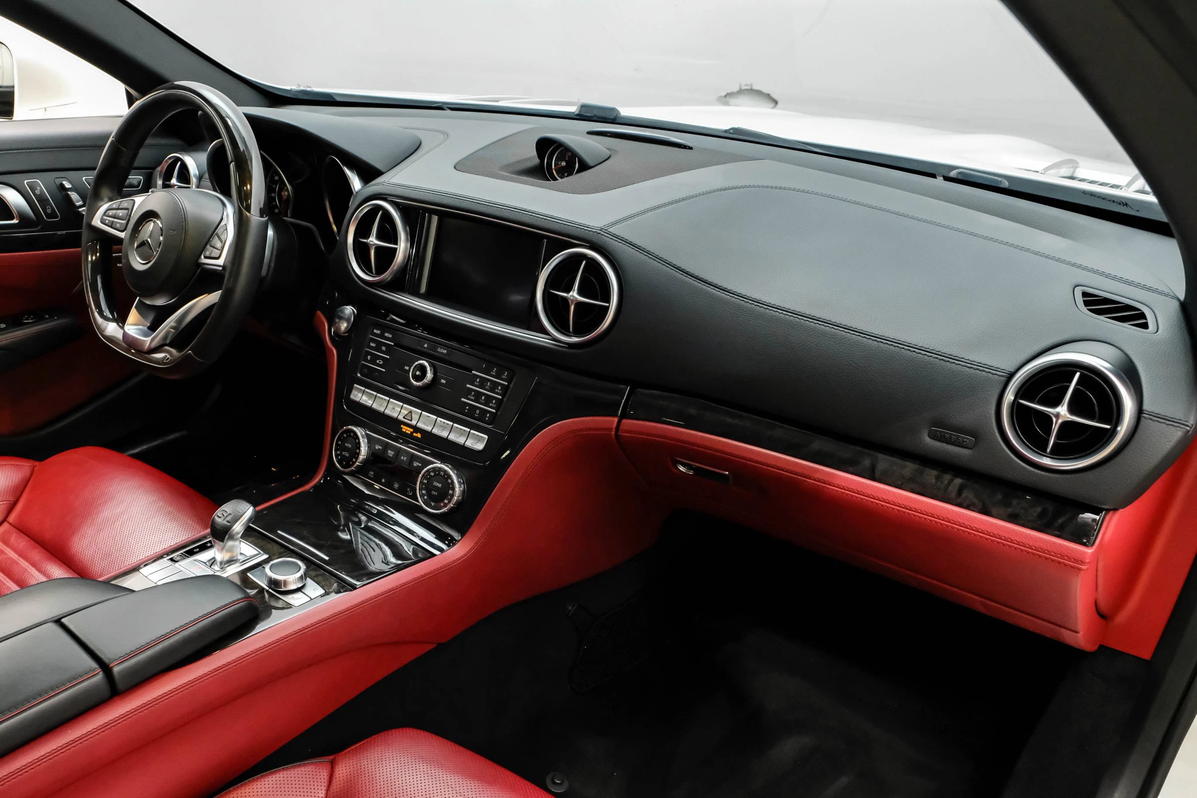 Used 2020 Mercedes-Benz SL 450 w/ Premium Package image 9