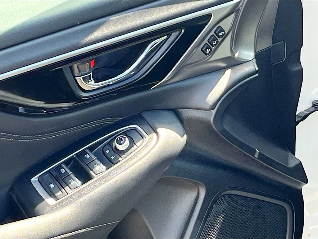 Used 2025 Subaru Legacy Limited AWD/4WD image 18
