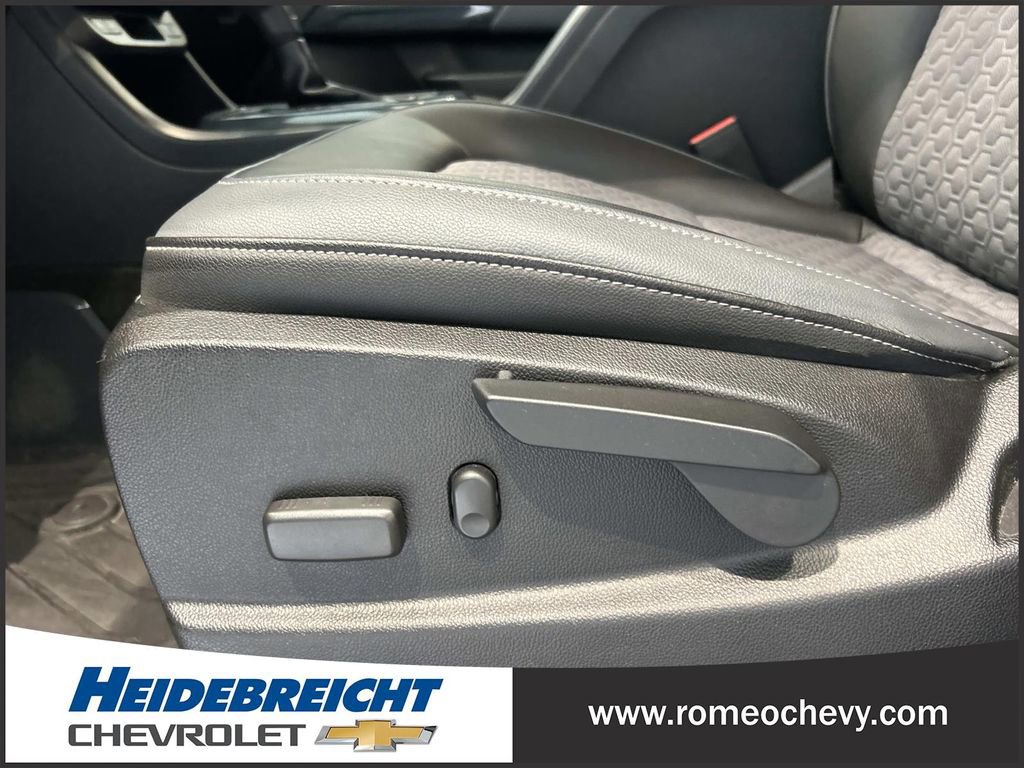 Used 2018 Chevrolet Colorado Z71 AWD/4WD image 14