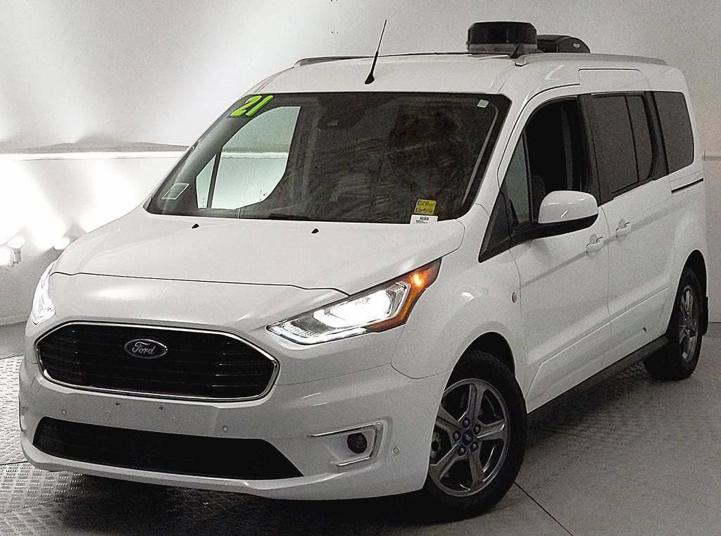 Used 2021 Ford Transit Connect Titanium w/ Trailer Tow Package FWD image 6