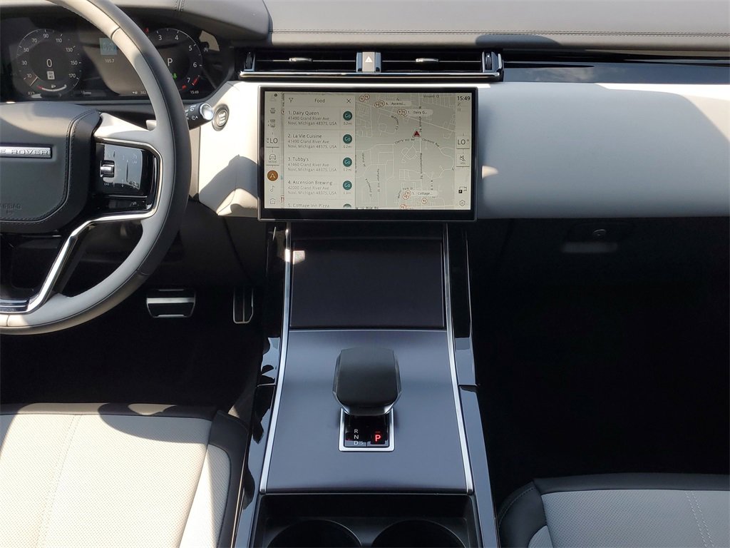 New 2026 Land Rover Range Rover Velar Dynamic SE image 30