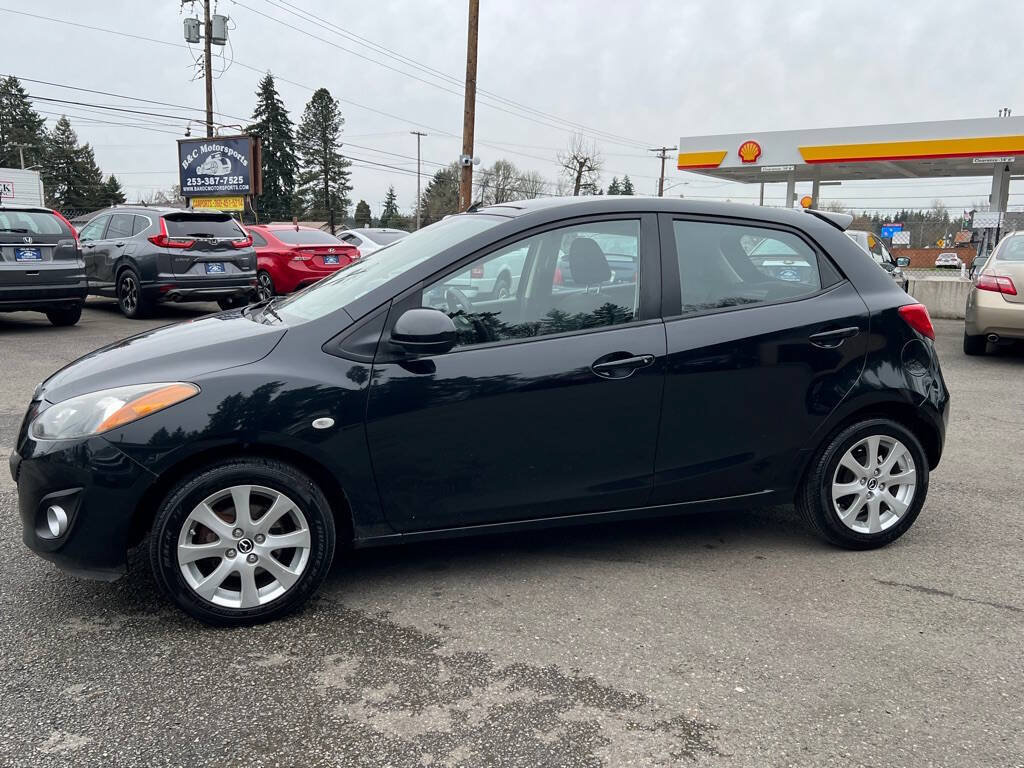 Used 2014 MAZDA MAZDA2 Touring FWD image 3