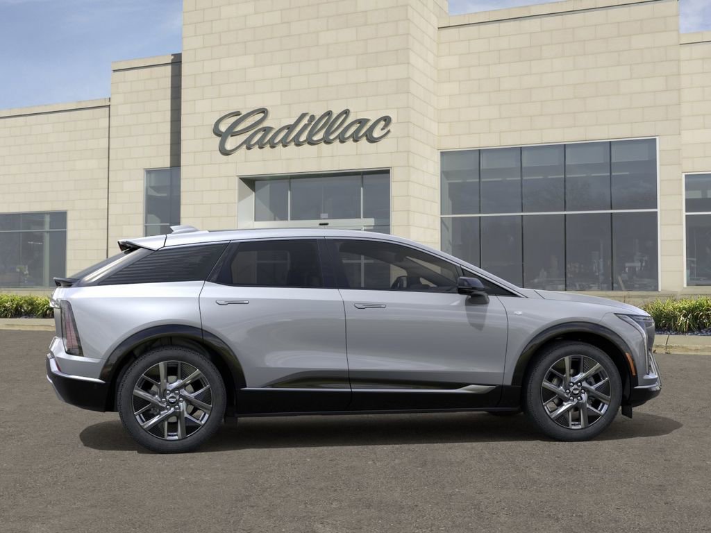 New 2026 Cadillac Optiq Luxury 1 w/ LPO, Floor Liner Package AWD/4WD image 5