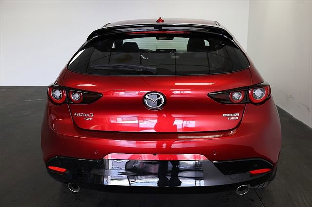 New 2026 MAZDA MAZDA3 Hatchback w/Premium Plus Pkg image 12