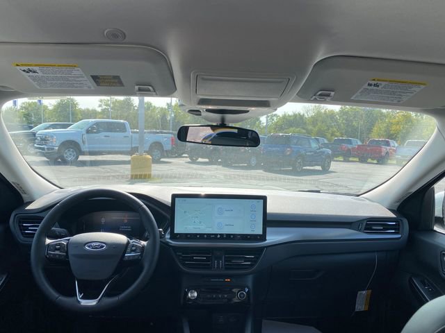 New 2025 Ford Escape SE FWD image 20