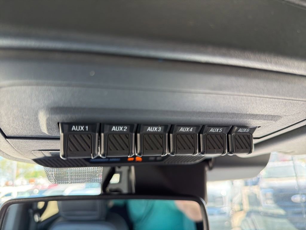 Certified 2025 Ford Bronco Badlands AWD/4WD image 38