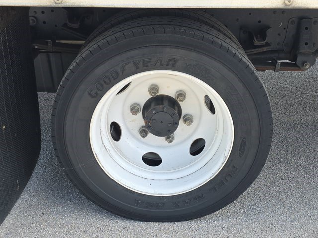 Used 2024 Chevrolet Low Cab Forward RWD image 18