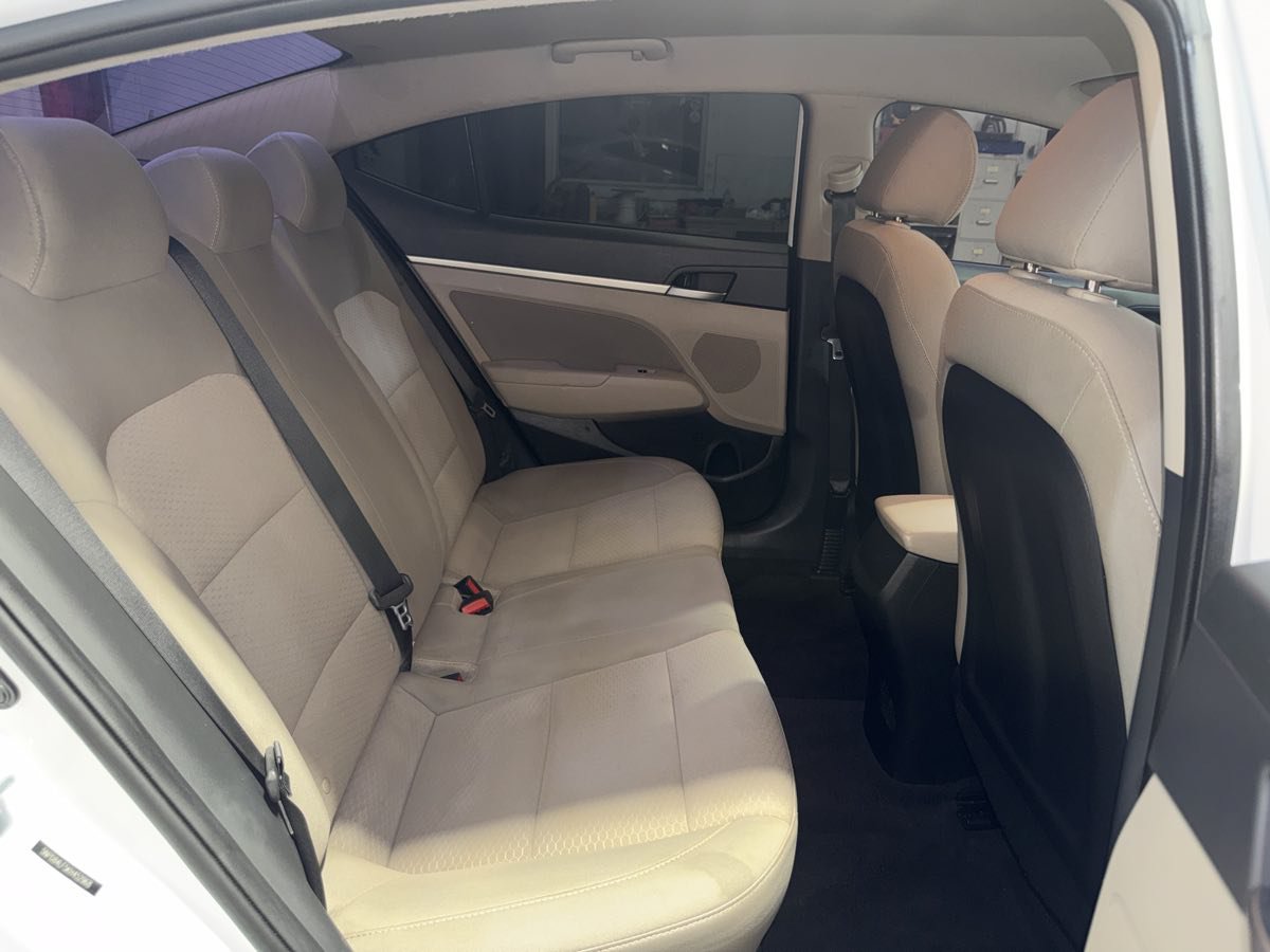 Used 2019 Hyundai Elantra SEL FWD image 26