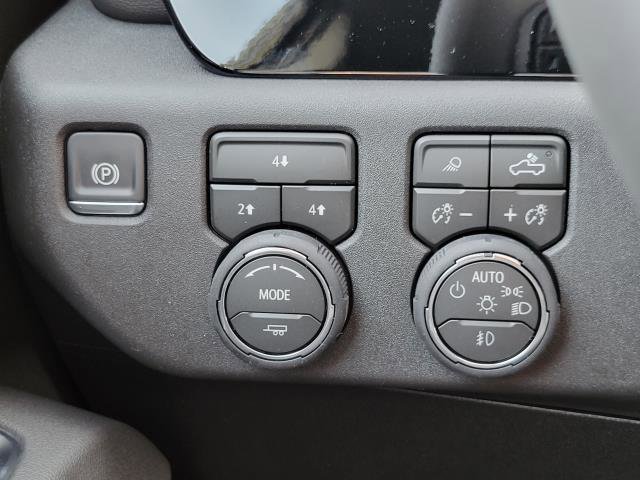 New 2026 Chevrolet Silverado 2500 LT image 12