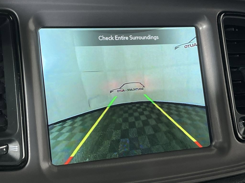 Used 2023 Dodge Challenger SXT image 17