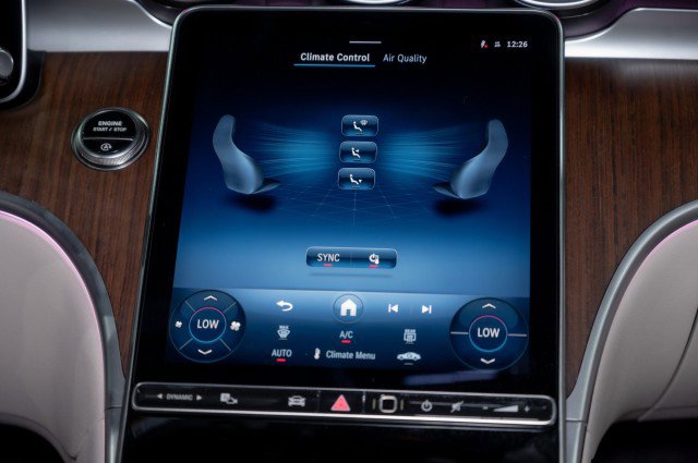 New 2025 Mercedes-Benz C 300 Sedan image 18