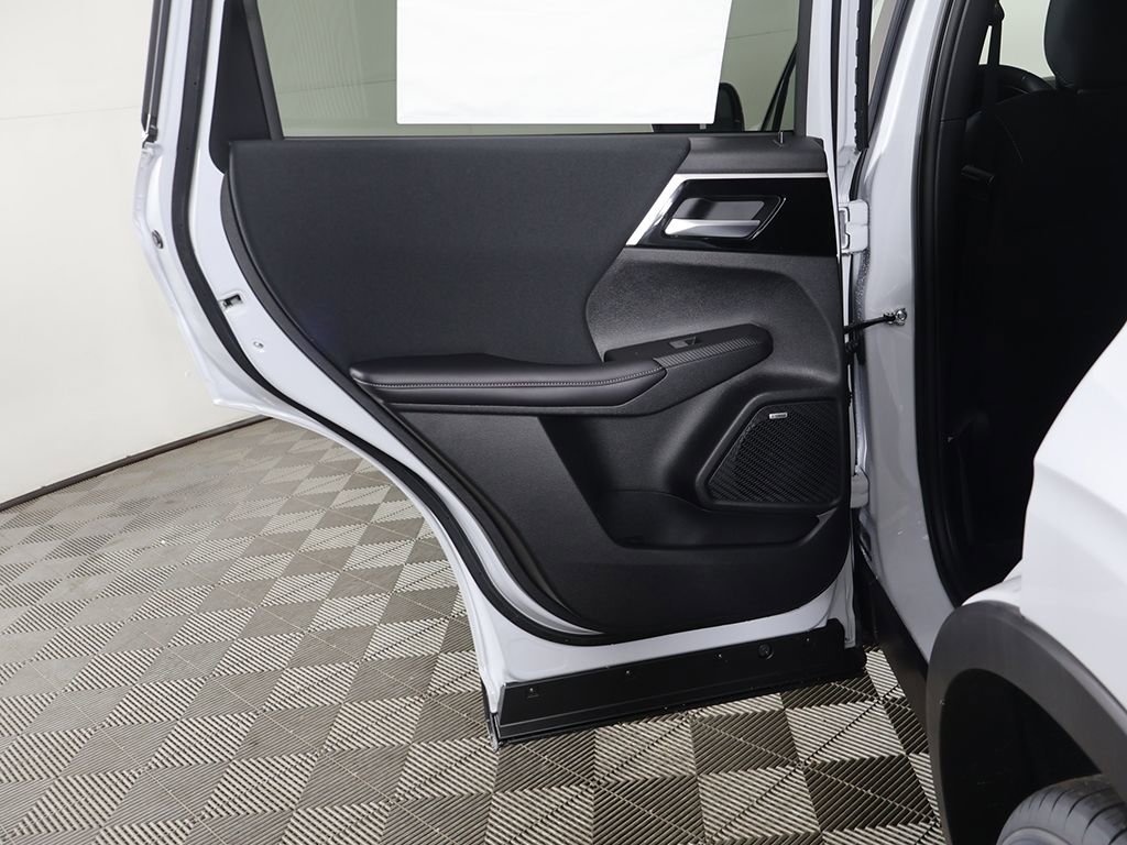 New 2026 Mitsubishi Outlander ES FWD image 22