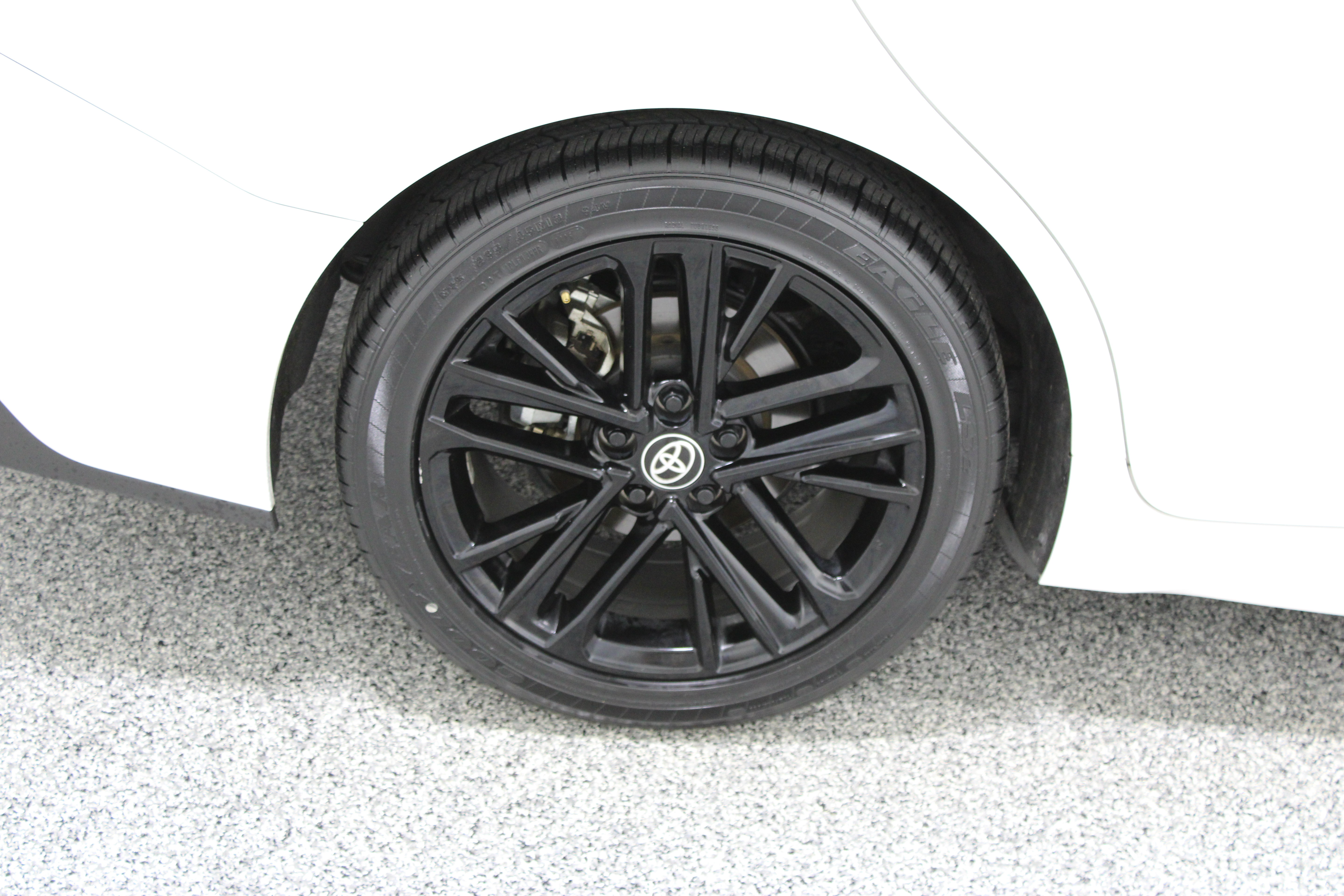 Certified 2025 Toyota Camry SE FWD image 5