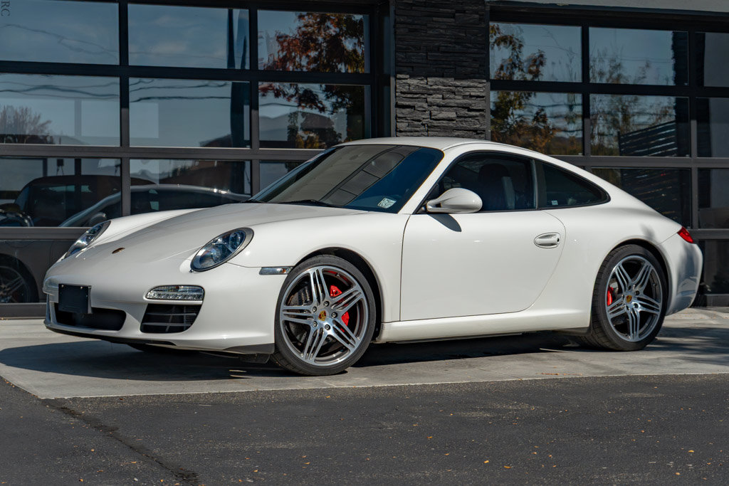 Used 2009 Porsche 911 Carrera S RWD image 3