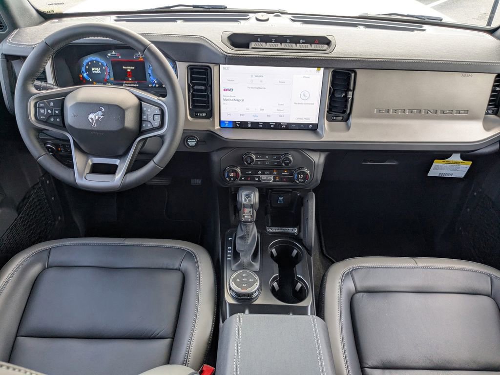 New 2025 Ford Bronco Outer Banks w/ Sasquatch Package AWD/4WD image 17