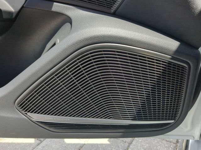 Used 2023 Audi S4 Premium Plus w/ Premium Plus Package image 18