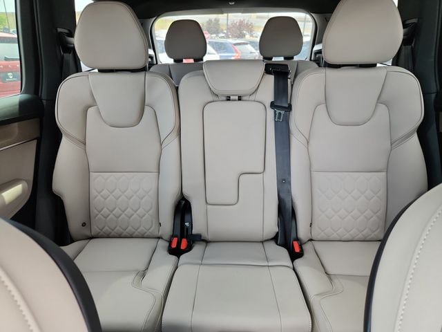 New 2026 Volvo XC90 B5 Plus w/ Protection Package AWD/4WD image 13