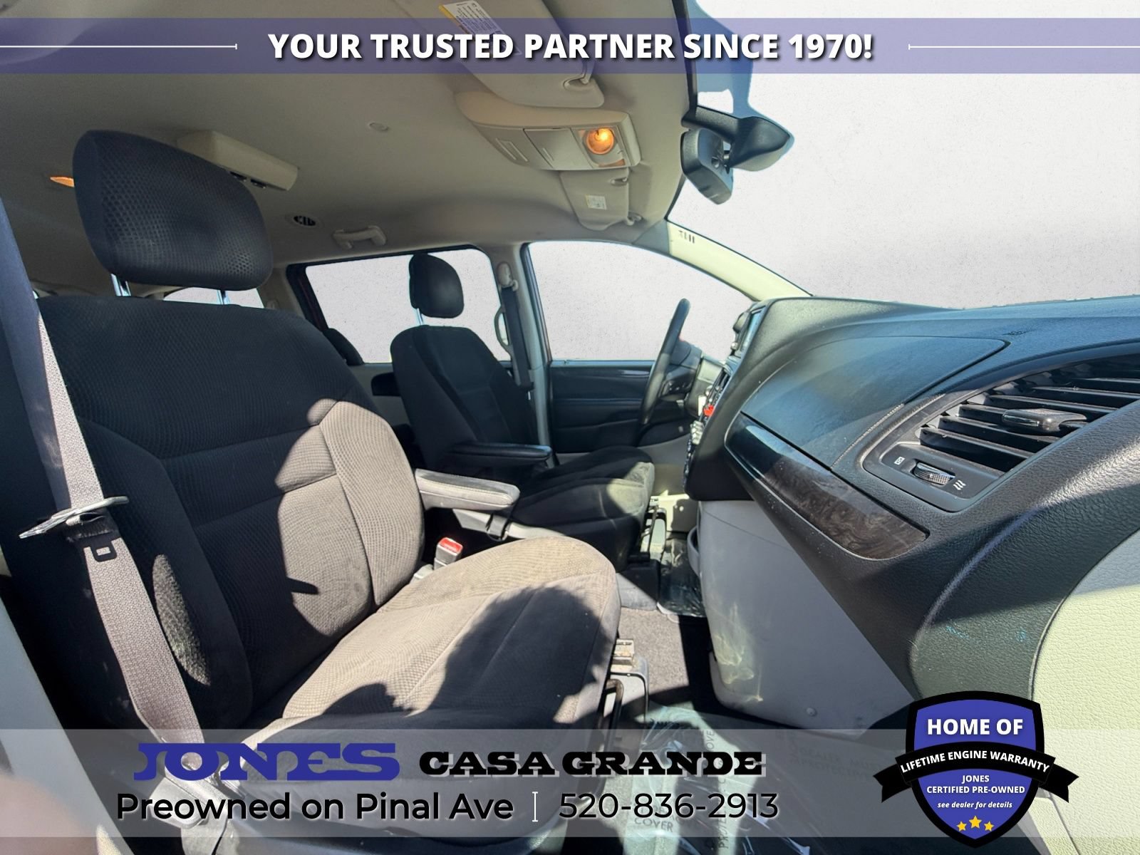 Used 2019 Dodge Grand Caravan SE FWD image 15