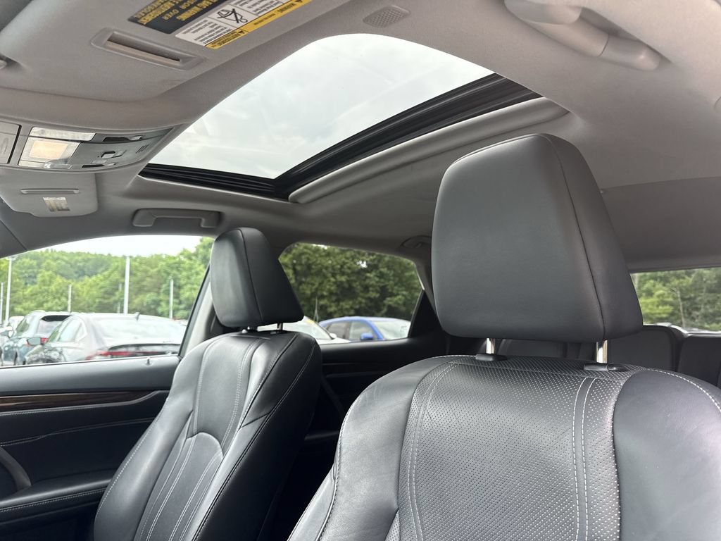 Used 2018 Lexus RX 350 AWD w/ Premium Package image 16