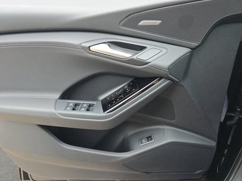 New 2027 Audi Q6 e-tron Premium Plus AWD/4WD image 18