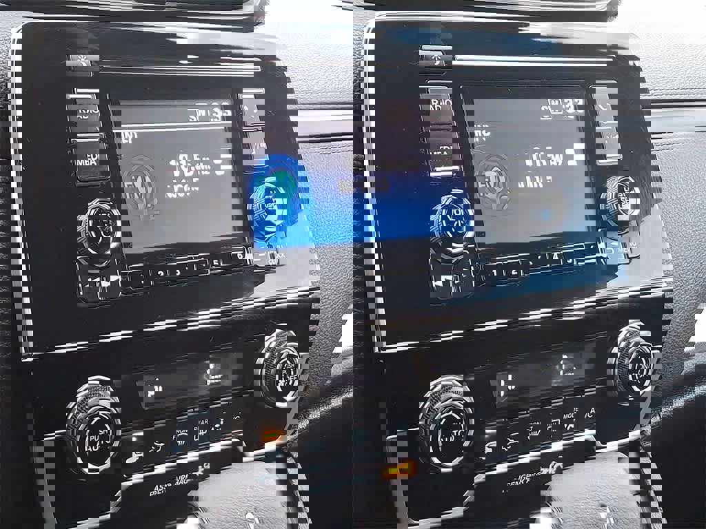 Certified 2018 Honda CR-V LX image 14