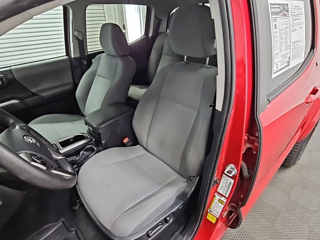 Used 2022 Toyota Tacoma SR5 image 24
