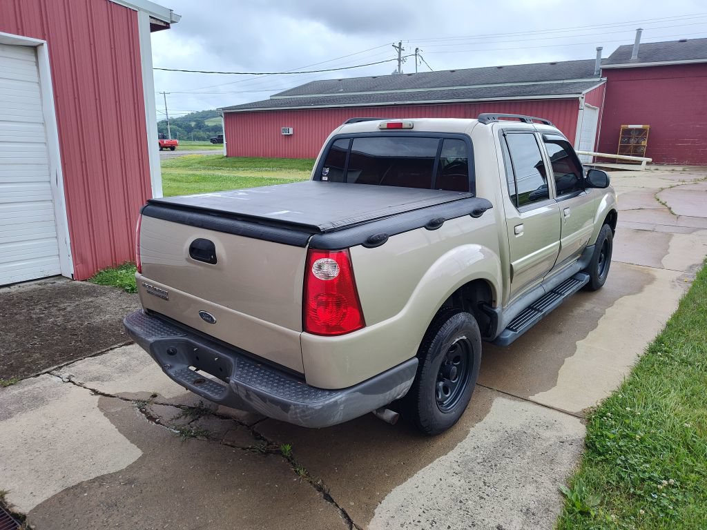 Used 2005 Ford Explorer Sport Trac 2WD image 3