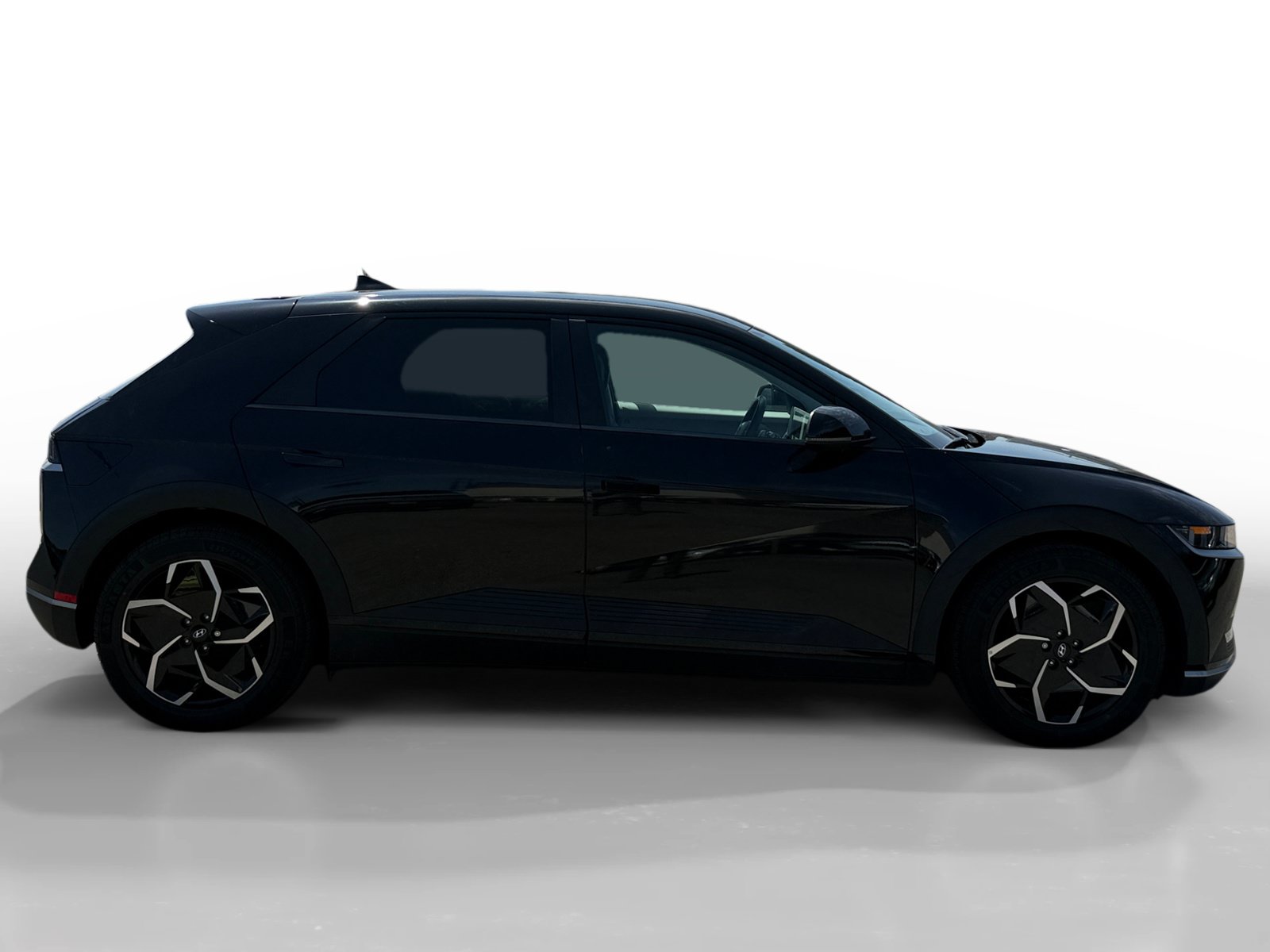 Certified 2023 Hyundai Ioniq 5 SE RWD image 6