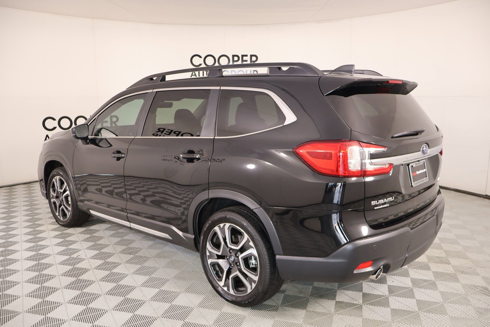 Used 2025 Subaru Ascent Limited image 24