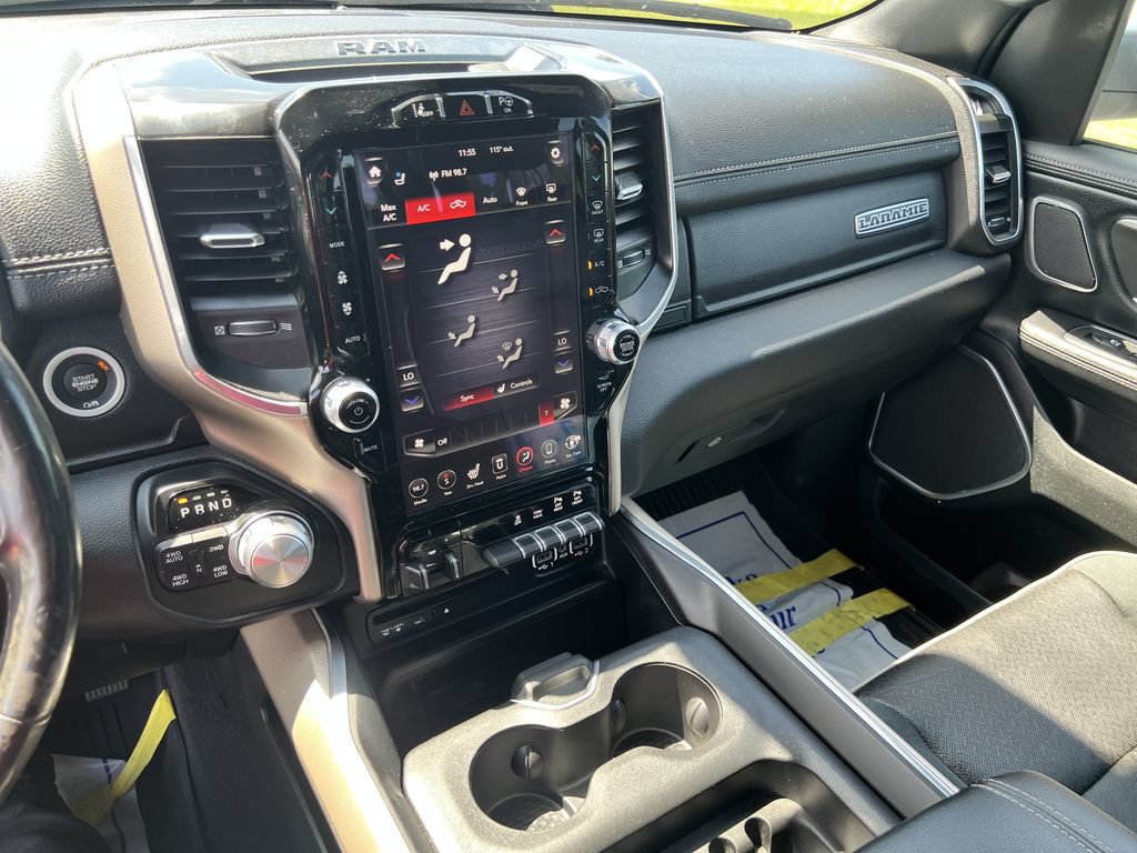 Used 2019 RAM 1500 Laramie AWD/4WD image 13