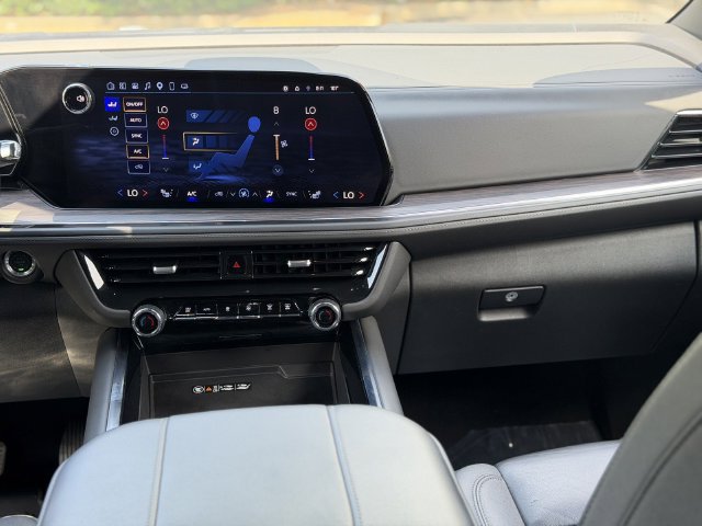 Used 2025 Chevrolet Tahoe LT AWD/4WD image 40