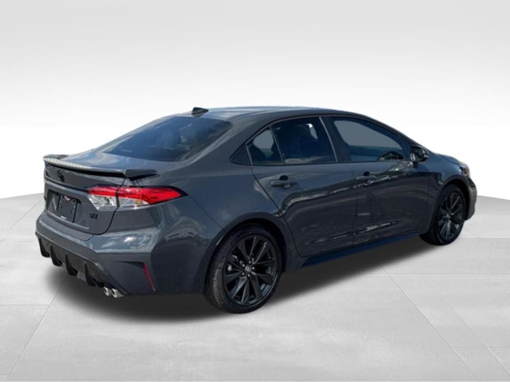 Used 2026 Toyota Corolla SE FWD image 7
