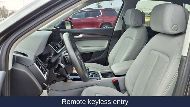 Used 2023 Audi Q5 2.0T Premium Plus w/ Premium Plus Package image 16