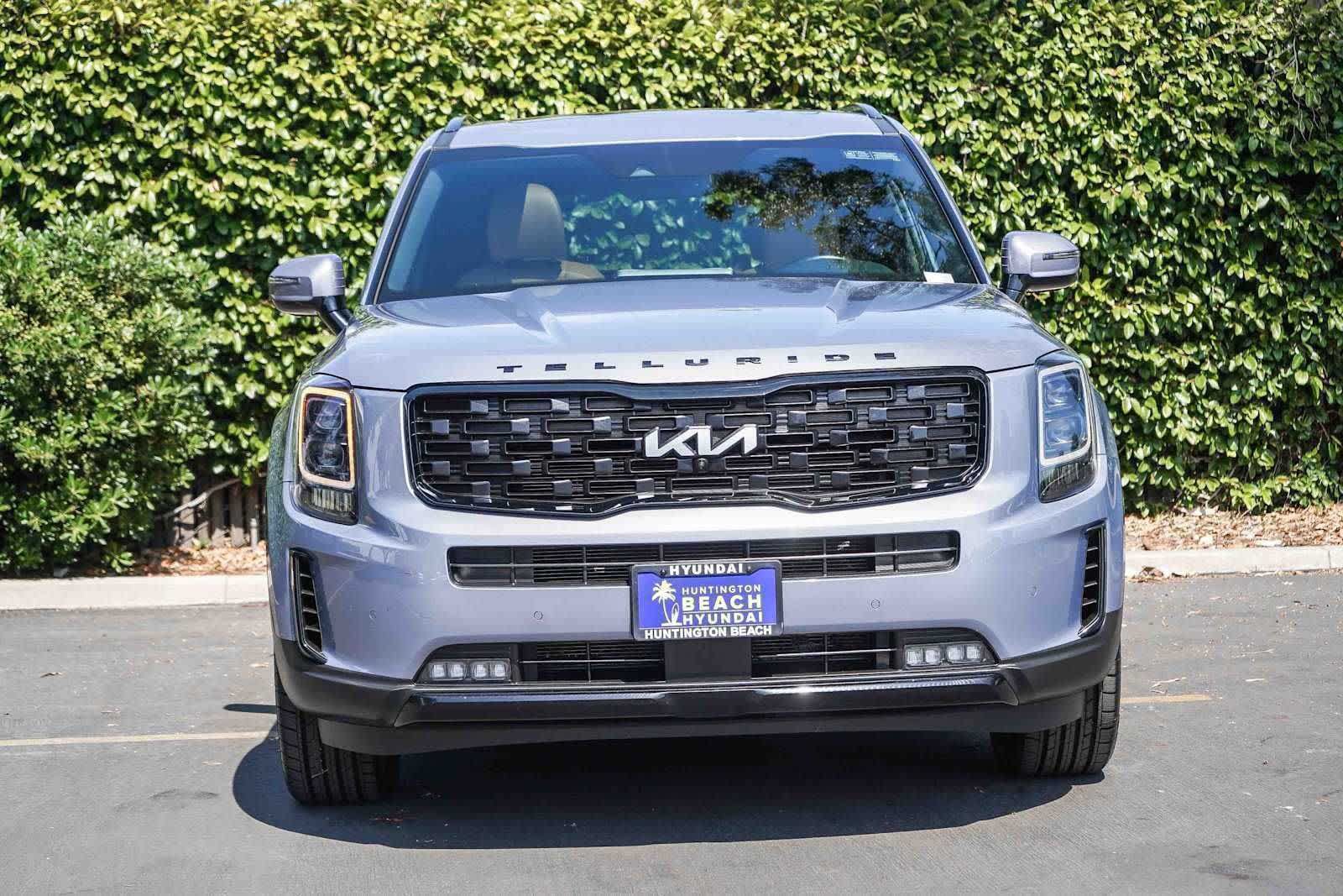 Used 2022 Kia Telluride SX w/ Nightfall Edition Package AWD/4WD image 2
