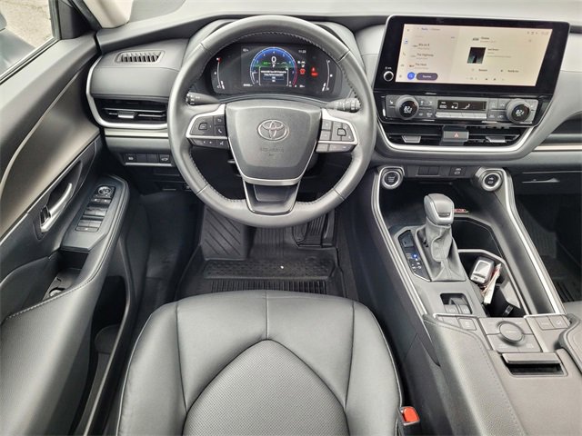 Certified 2024 Toyota Grand Highlander XLE image 19