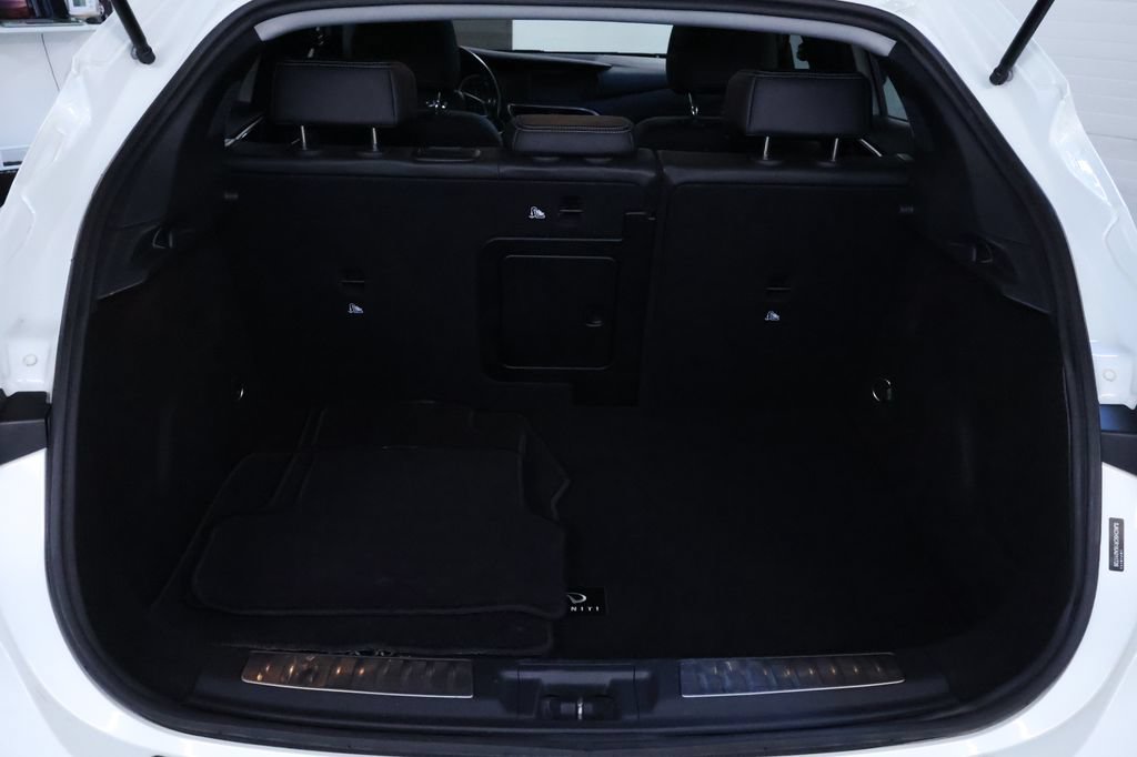 Used 2019 INFINITI QX30 AWD w/ Proassist Package image 17