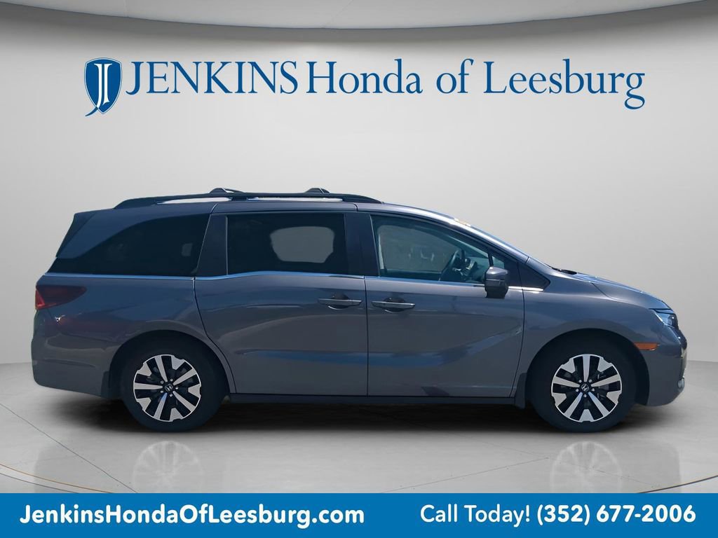 Used 2025 Honda Odyssey EX-L image 2
