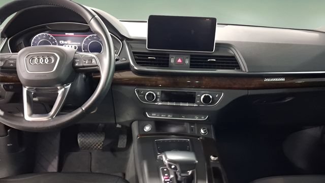 Used 2019 Audi Q5 2.0T Premium Plus w/ Premium Plus Package AWD/4WD image 10