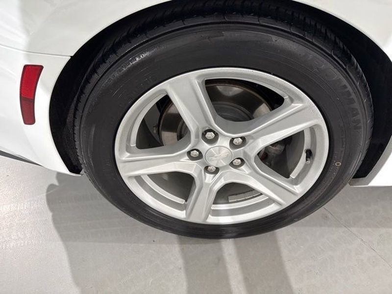 Used 2019 Chevrolet Camaro LT image 12