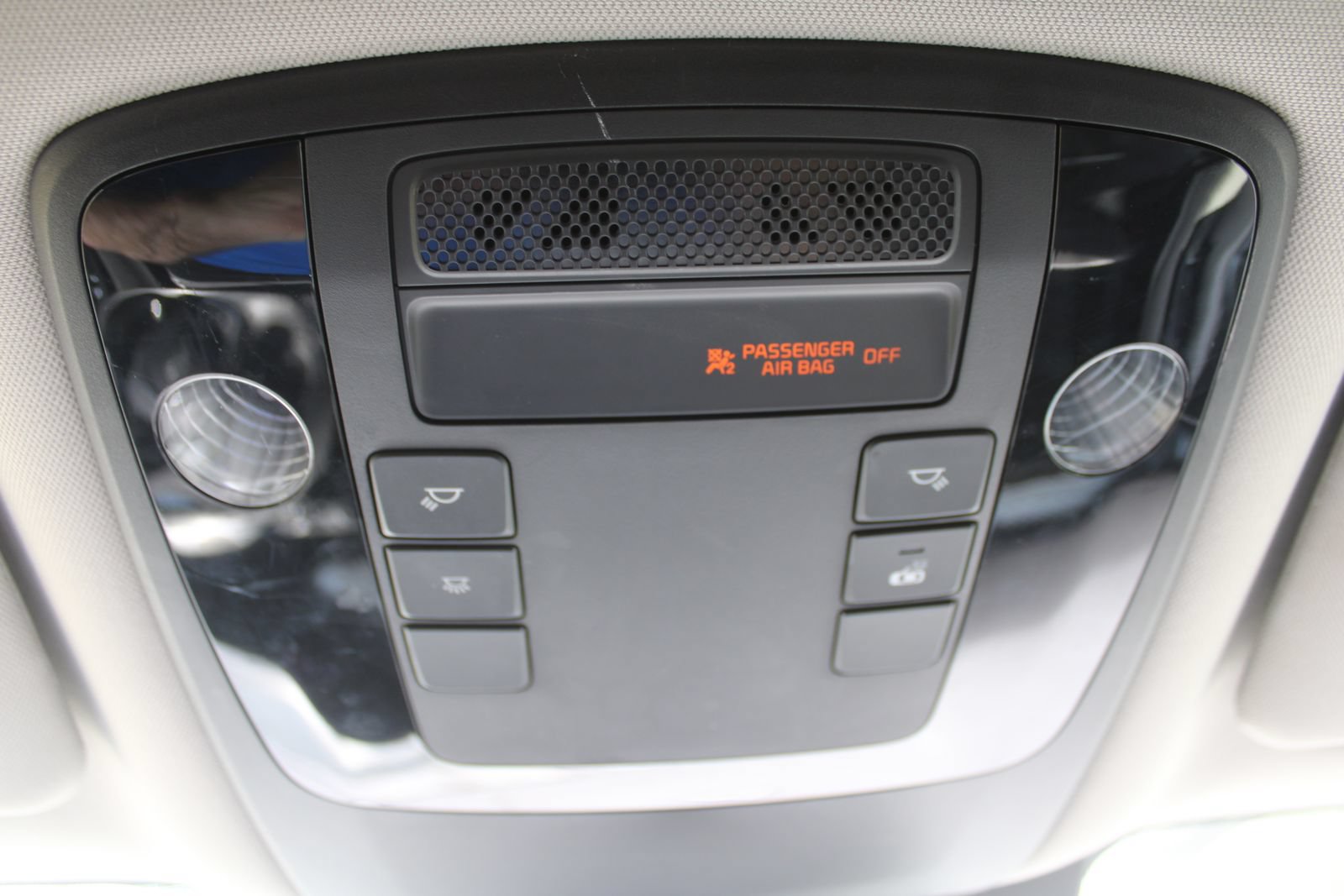 Used 2024 Kia Carnival LX FWD image 57