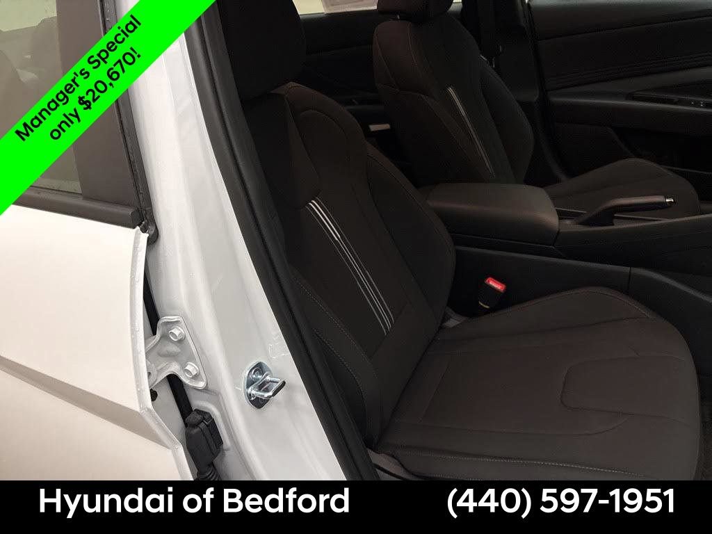 Certified 2026 Hyundai Elantra Sport w/ Cargo Package FWD image 17